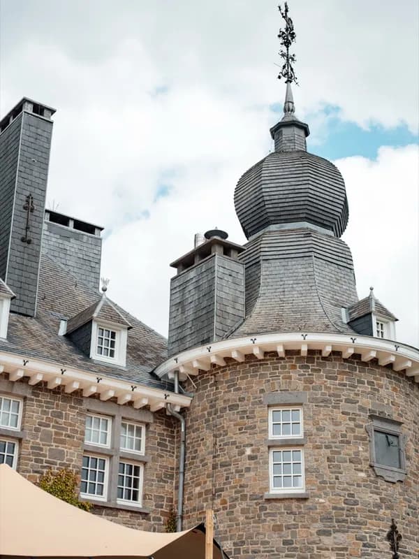 Schloss-Turm der Event-Location